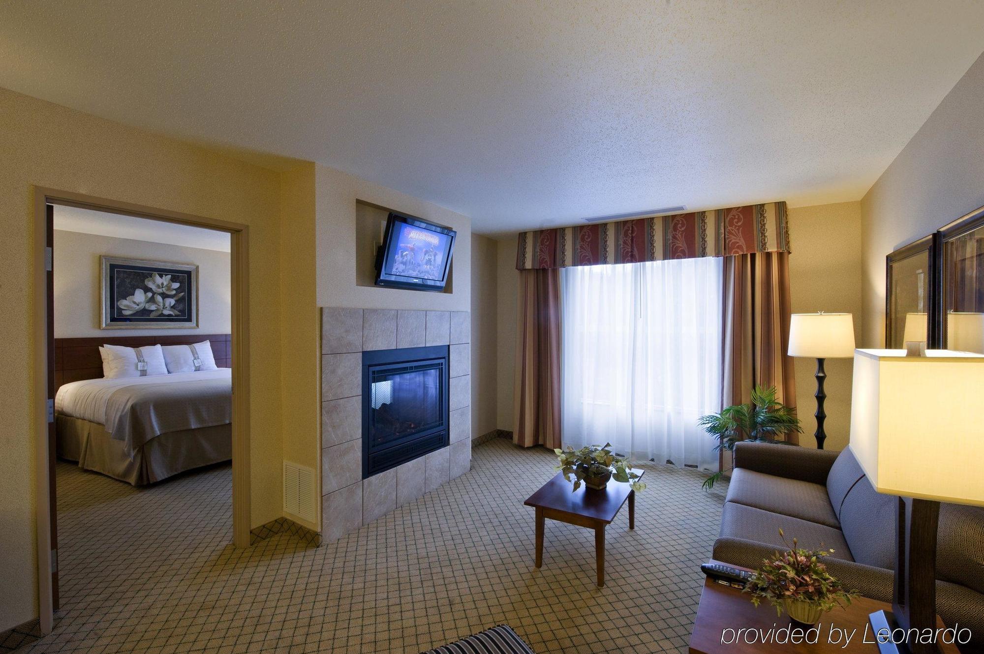 Holiday Inn Purdue - Fort Wayne By Ihg Extérieur photo