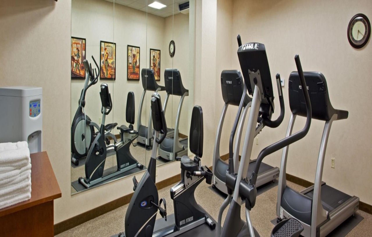 Holiday Inn Purdue - Fort Wayne By Ihg Extérieur photo